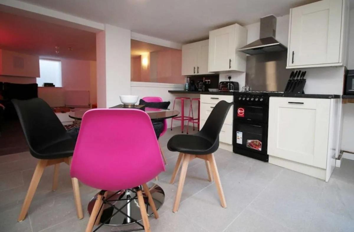 Apartamento Duplex With Hot Tub Opposite Stadium Cardiff
